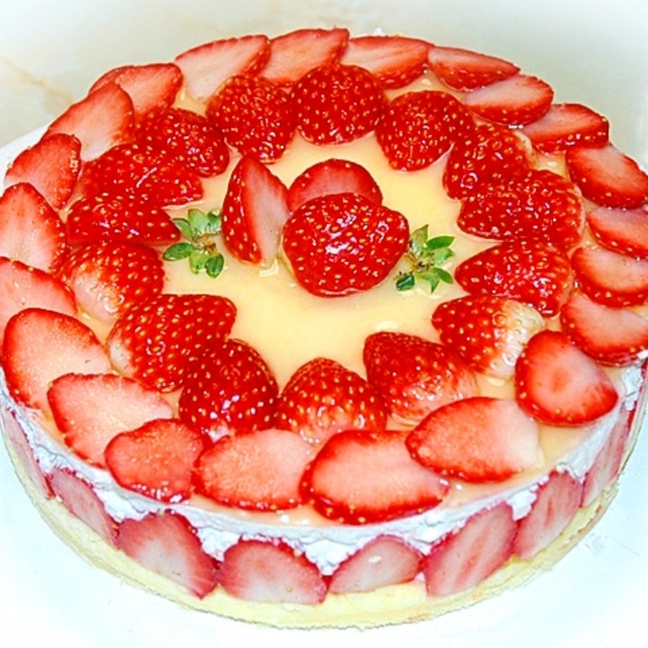 苺がたっぷり 苺の断面が見えるクリスマスケーキ レシピ 作り方 By Torezu 楽天レシピ 苺がたっぷり 苺の断面が見えるクリスマスケーキ レシピ 作り方 By Torezu 楽天レシピ